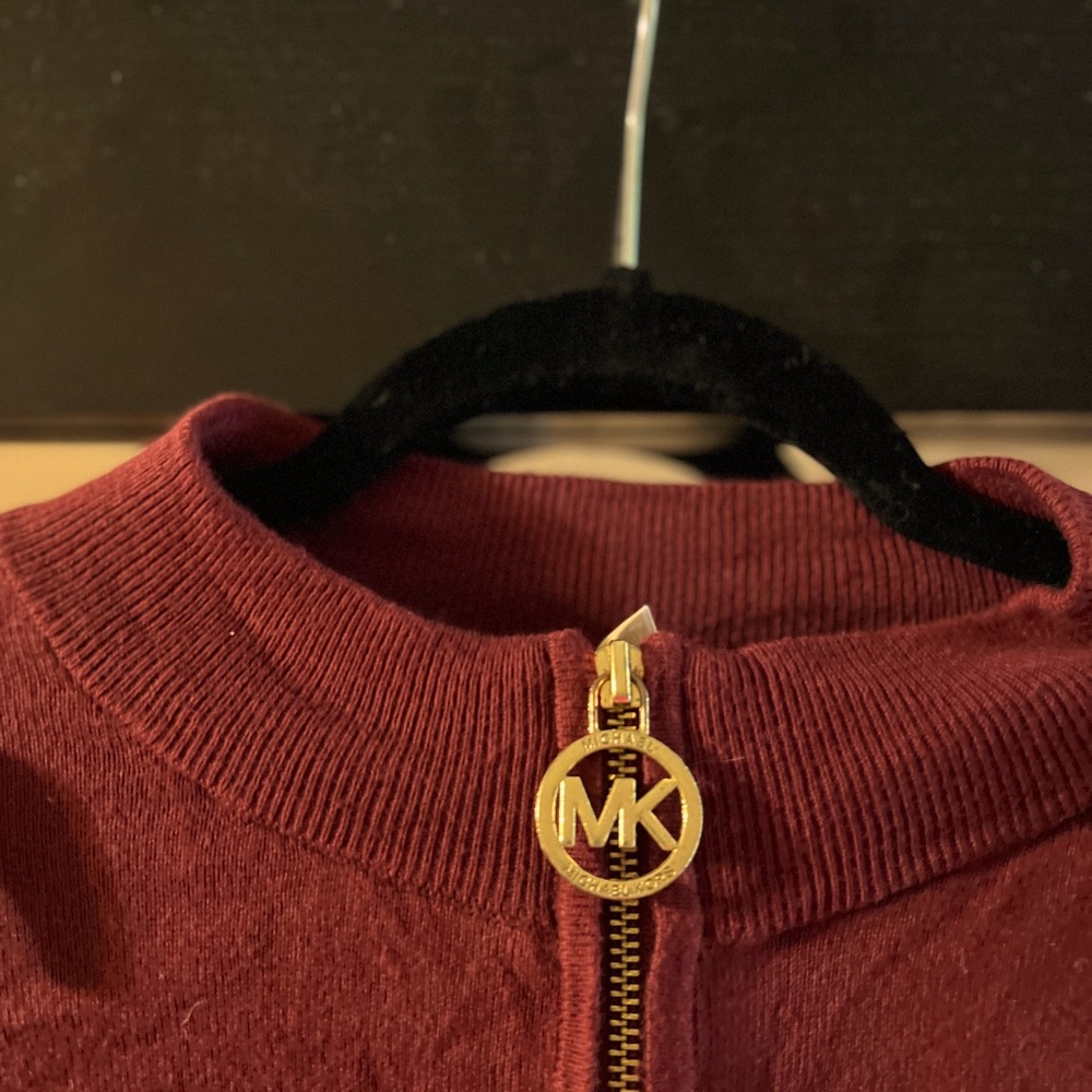Michael kors burgundy sweater with zipper